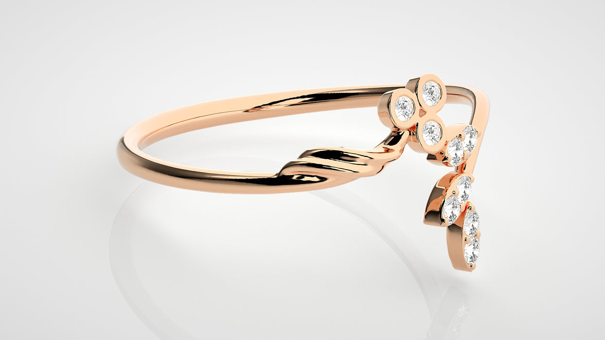 טבעת יהלום מעבדה עדינה מזהב Delicado Petalo