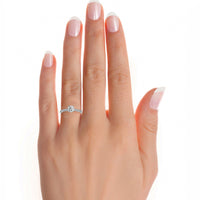 RD-CG50072 - Anillo con Diamante